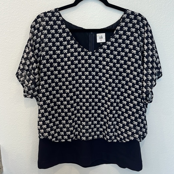 Cabi Elephant Print Novelty Blouse Size M - Picture 2 of 7